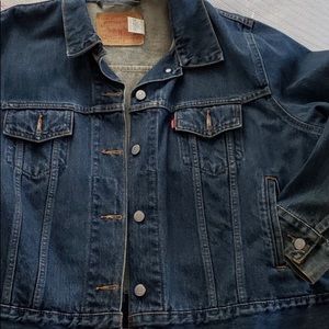 Beautiful Levi’s Jean Jacket NWT